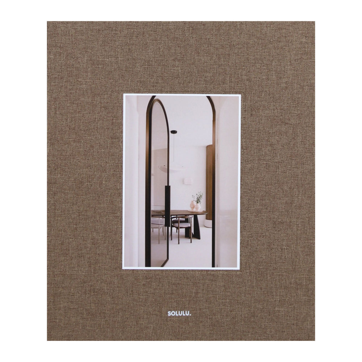 Taupe decoratief opbergboek Solulu Calm Living met linnen cover