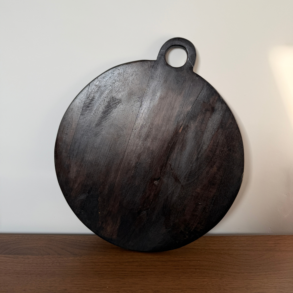 Ronde borrelplank van donker mangohout 30 cm