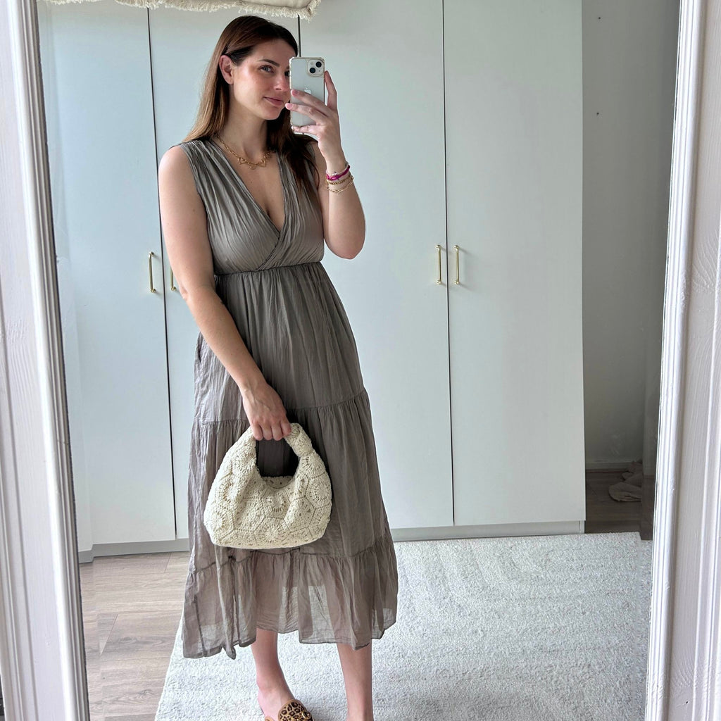 Lola Jurk Taupe | One Size