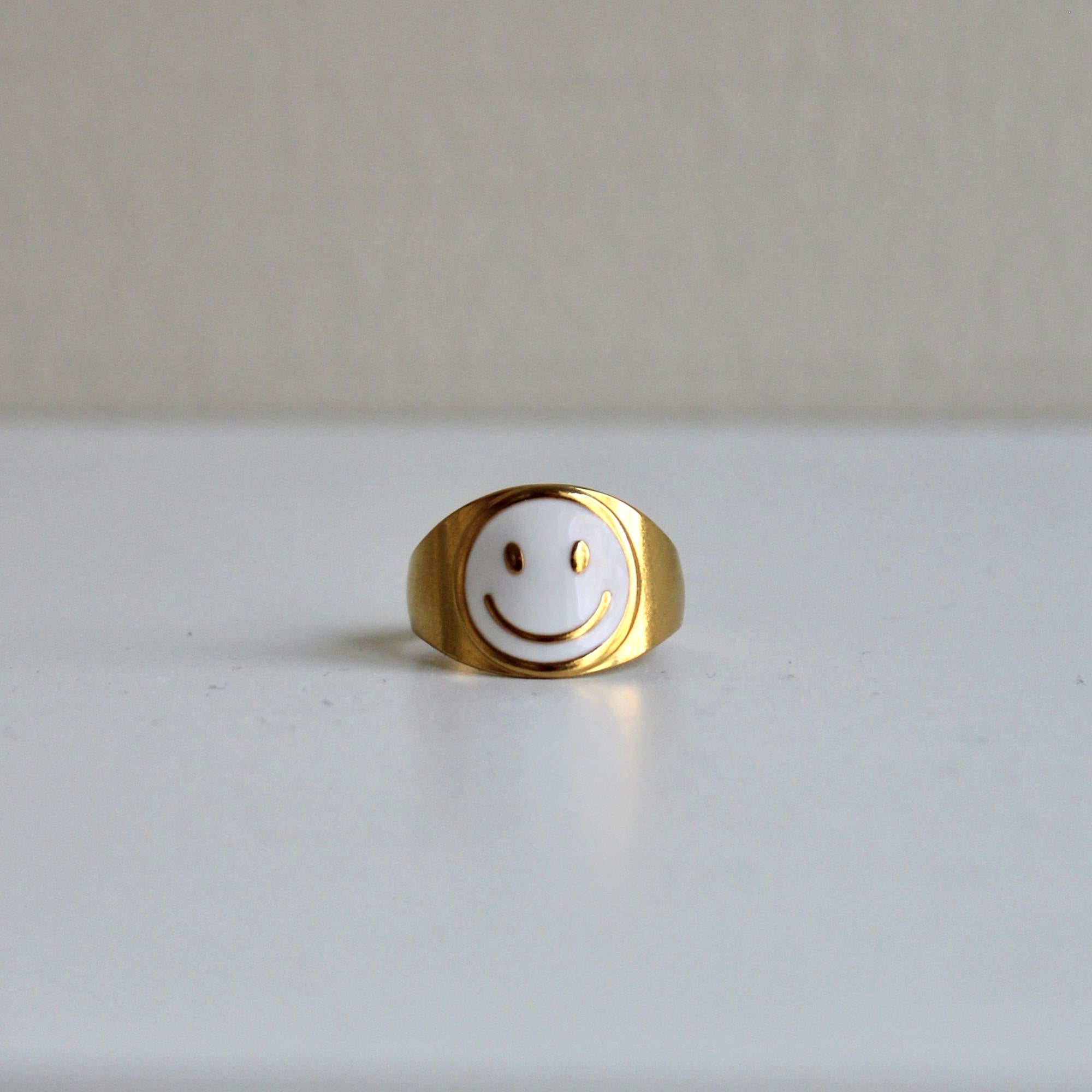 Stainless Steel Ring Goud Smiley