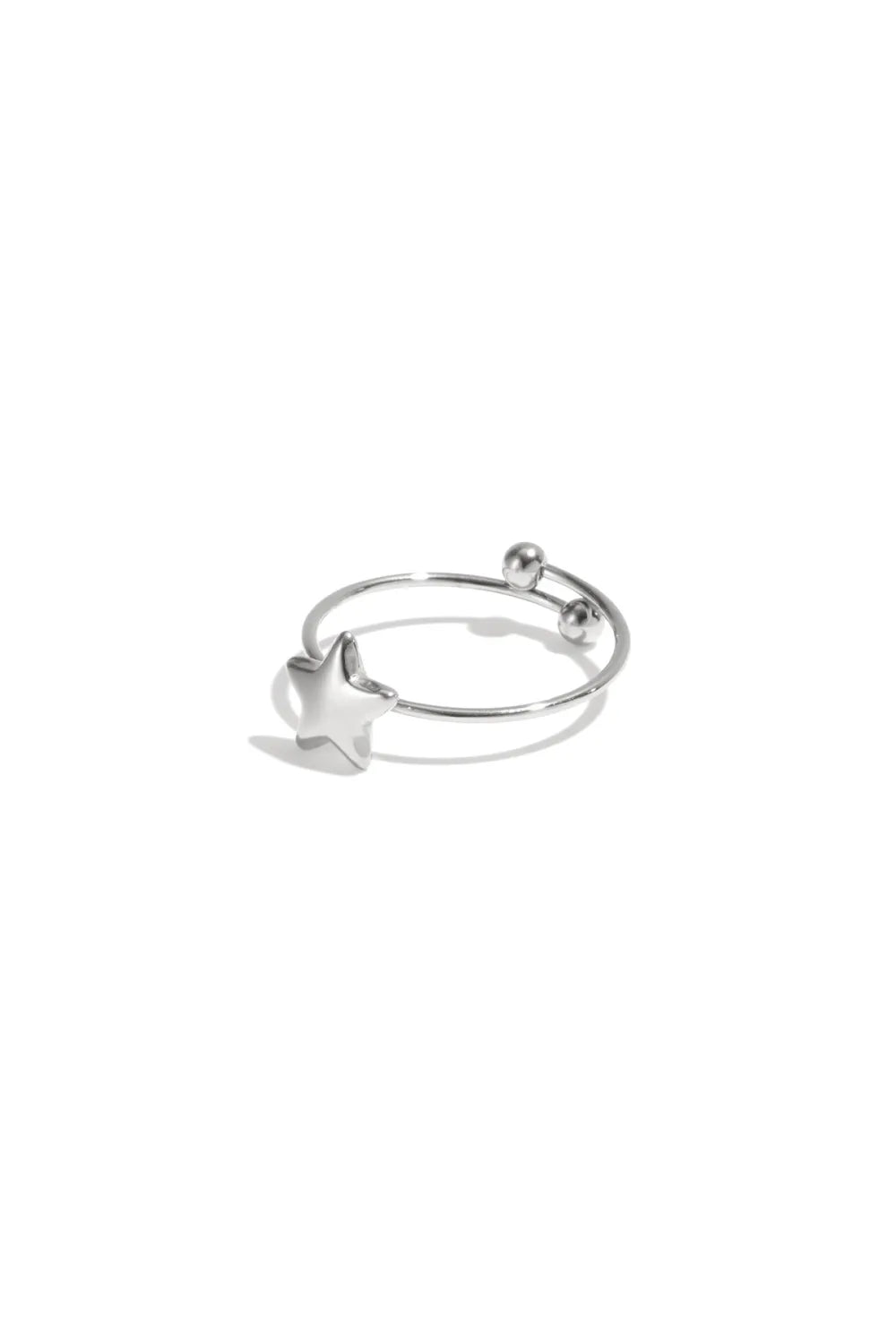 Verstelbare zilverkleurige stainless steel ring met klein sterretje – Mysa Lifestyle